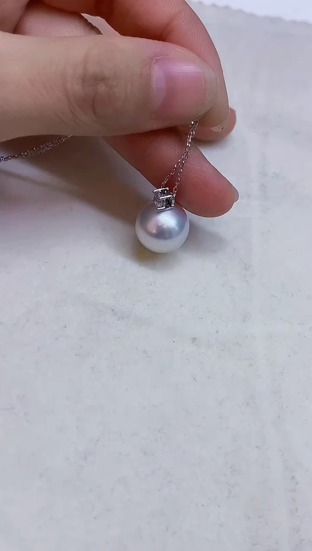 18K金镶嵌颈饰海水珍珠13.5mm