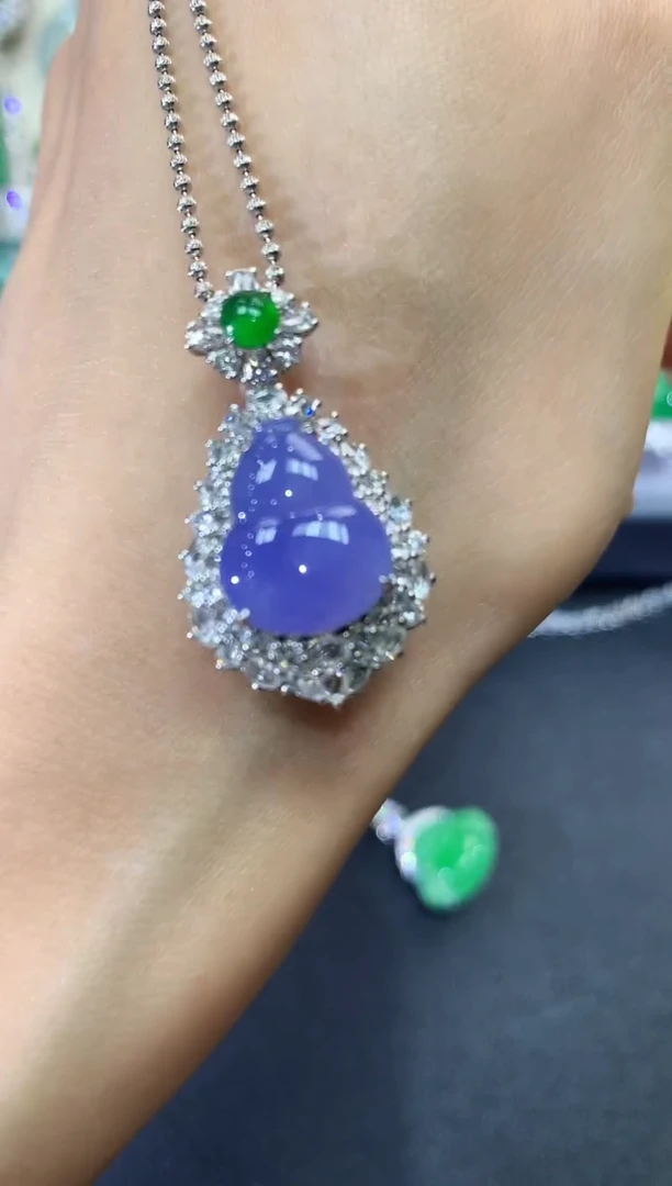 【闪购商品】翡翠吊坠(不含链)18K金镶嵌w33紫货有色差