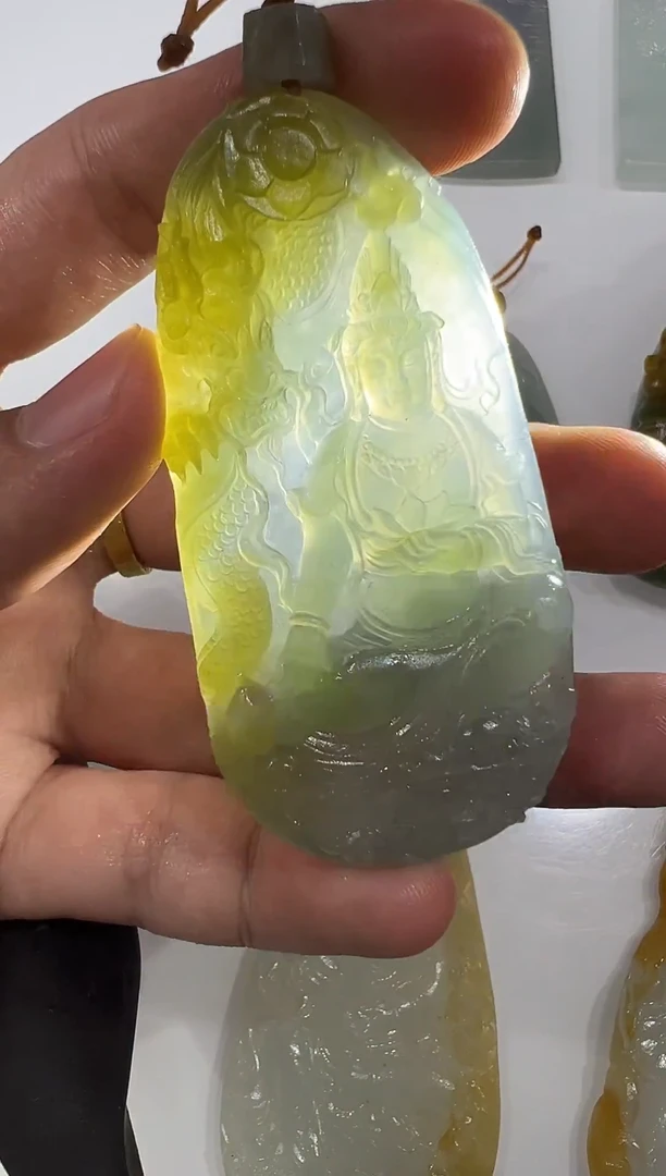 未镶嵌定制翡翠挂件