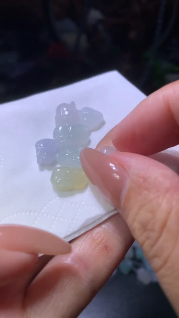 未镶嵌挂件翡翠MXX061185