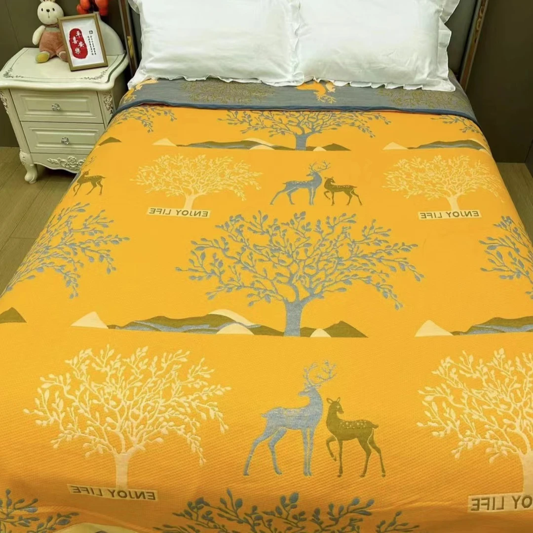 多功能细纱纱布盖毯--吉祥小鹿