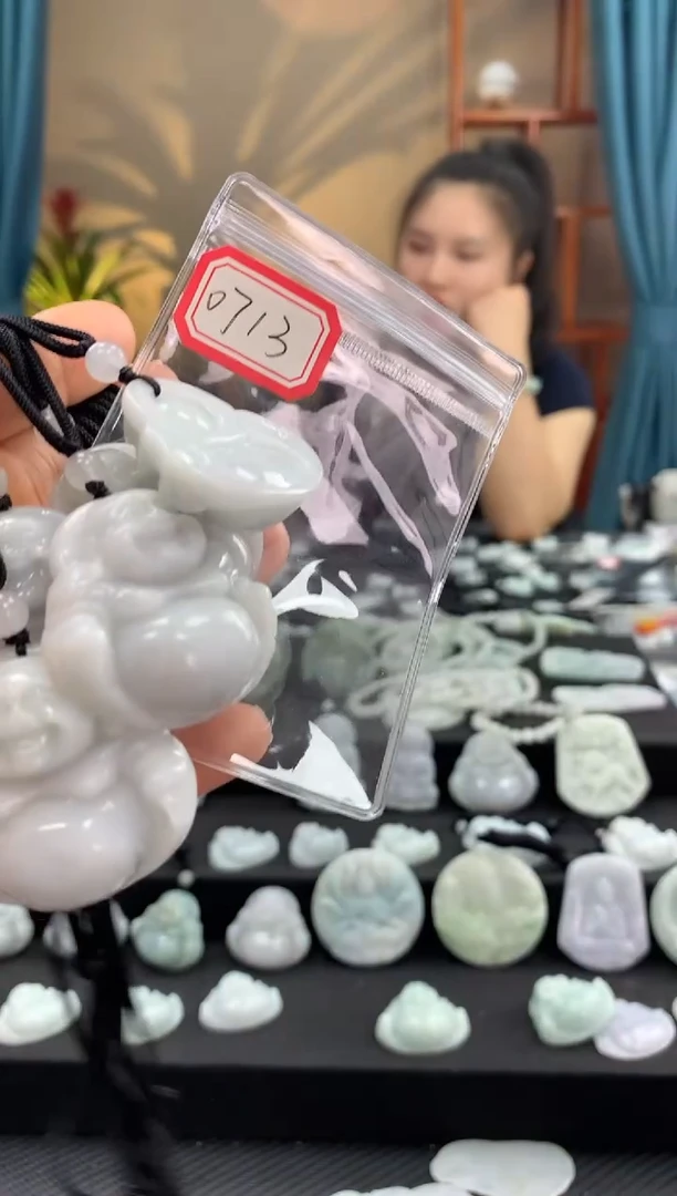 翡翠未镶嵌颈饰佛公0713 多样性发一件