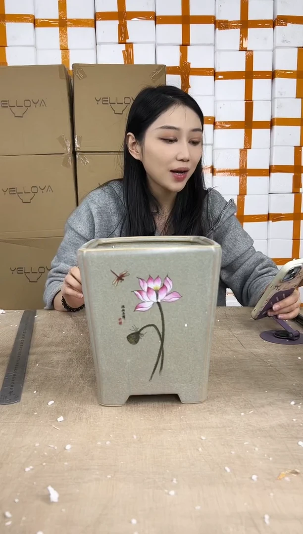 四方淡黄大号19x21