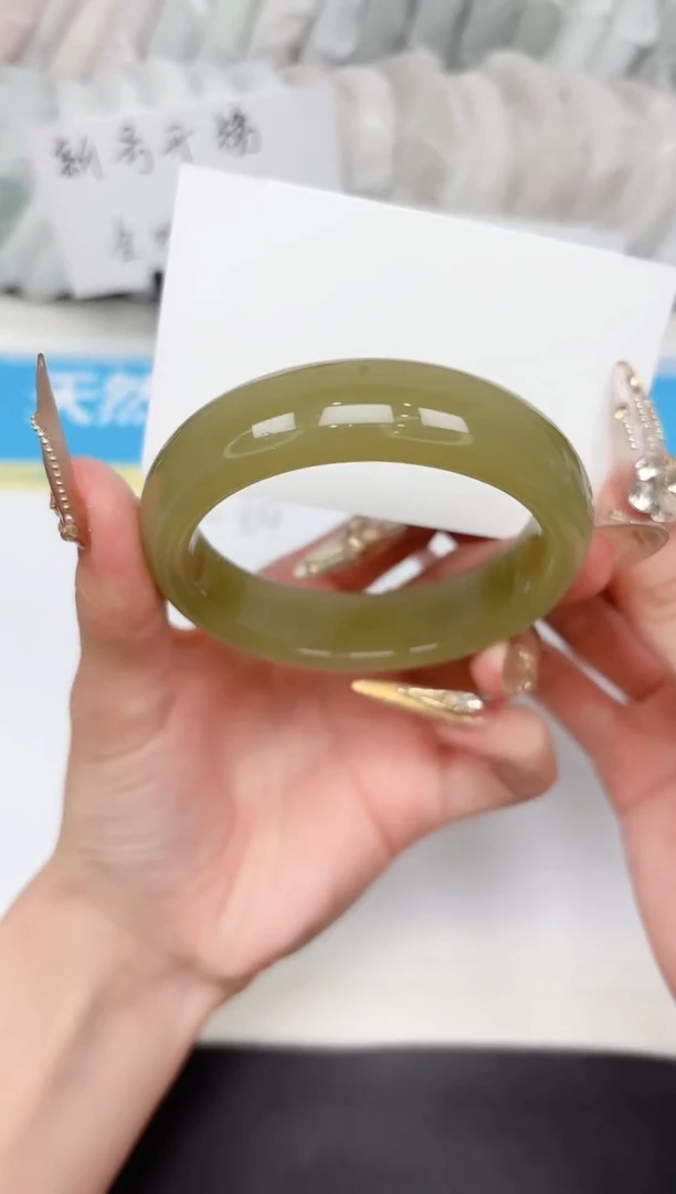 石英质玉手镯未镶嵌260-58.3