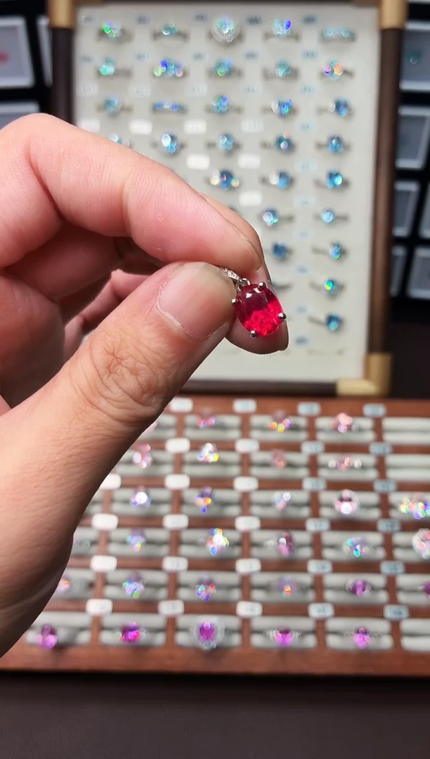 颈饰银S925镶嵌红宝石1888