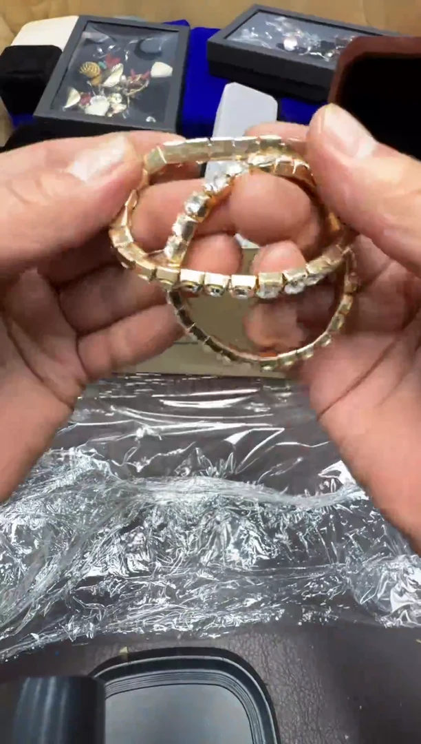 手工艺品琉璃润*231