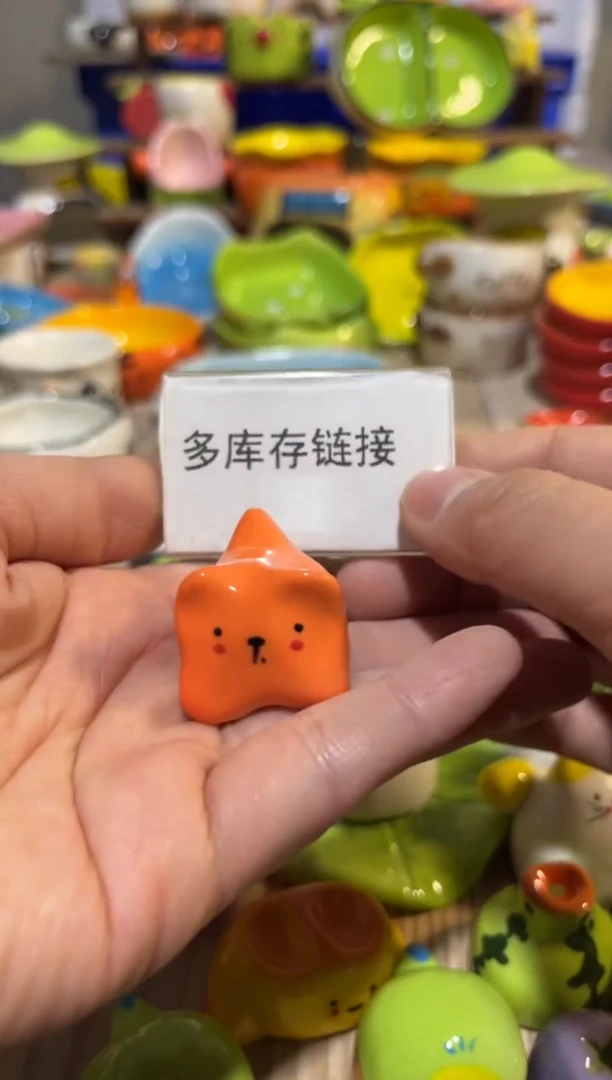 64手绘釉下彩微瑕陶瓷