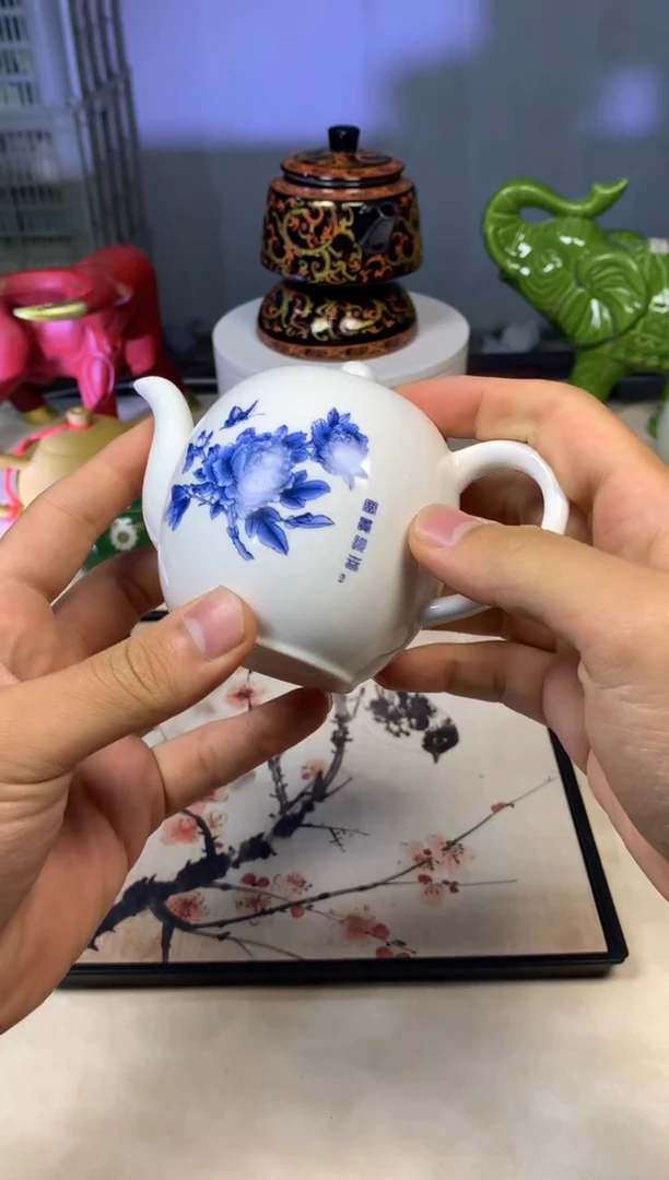 茶壶、盖碗、主人杯、客杯(轻轻微瑕介意勿拍