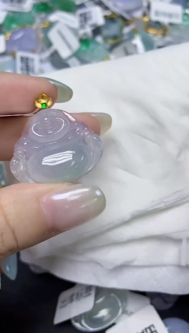 翡翠18K金镶嵌颈饰天然缅甸翡翠A货