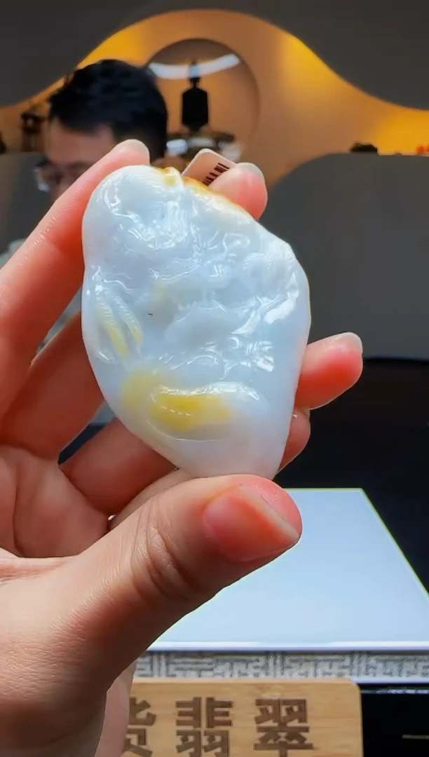 【闪购商品】定制翡翠未镶嵌Q02014翡翠毛货