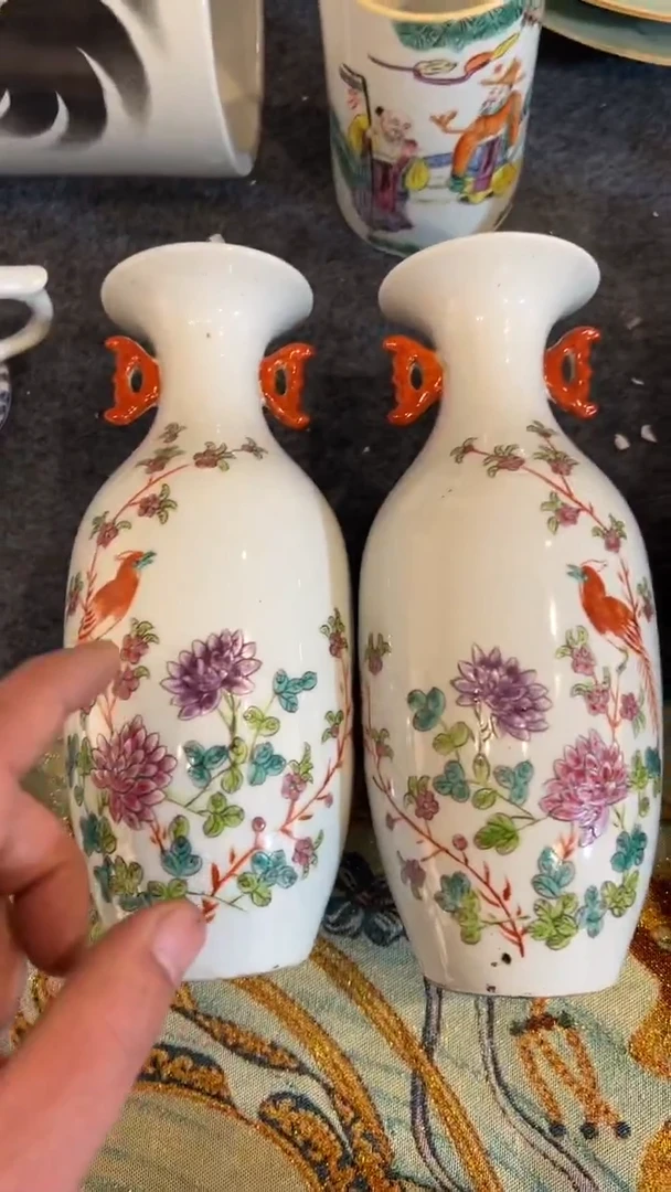 摆件瓷摆件瓷摆件白头富贵猫耳瓶23