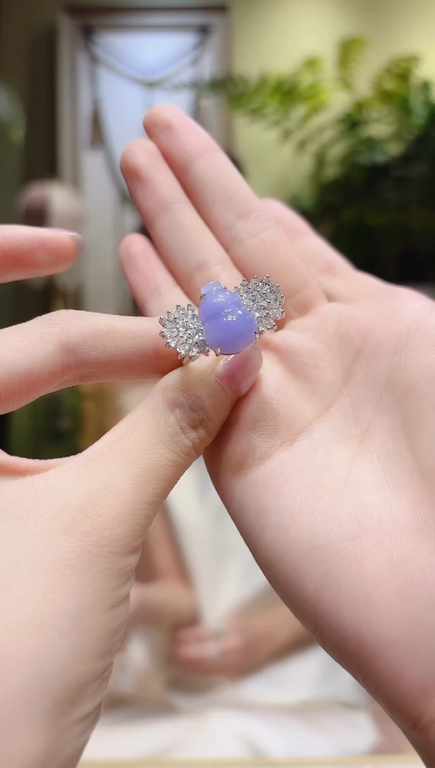 【闪购商品】翡翠戒指18K金镶嵌紫葫芦翡翠戒指