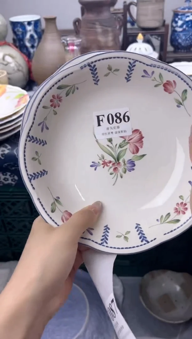 瓷片小*子  F086