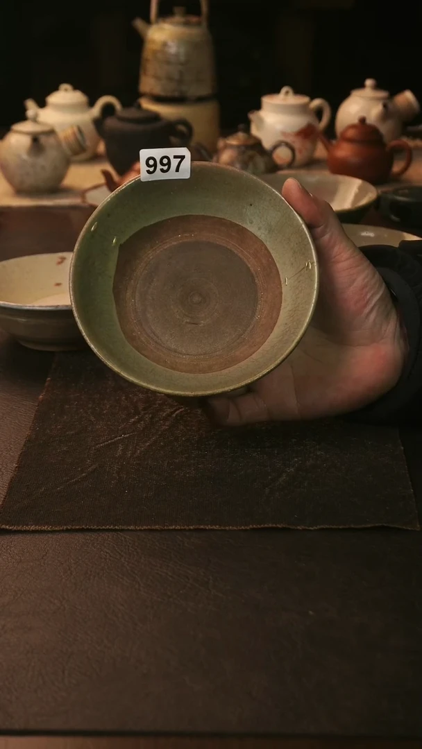 【闪购商品】壶古拙壶承开片 锔钉997