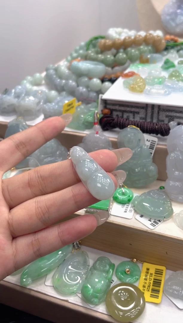 颈饰未镶嵌翡翠1616多样性发货