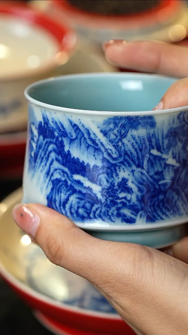 雨香斋浅蓝山水高足大直口杯