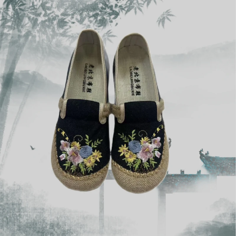 蒙山妈妈平底布鞋民族风透气绣花鞋一脚蹬女鞋