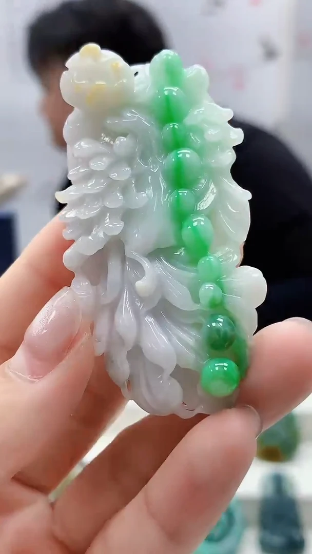 定制翡翠未镶嵌5060lr-毛货挂件173