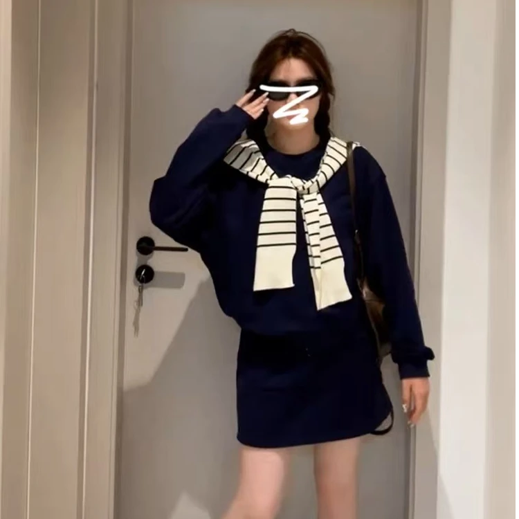 韩系大码学院风连衣裙女秋冬2025新款设计感条纹披肩2830#