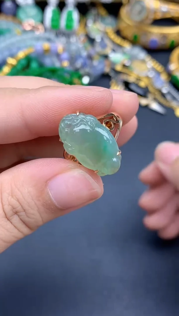 18K金镶嵌戒指翡翠102-春日珠宝