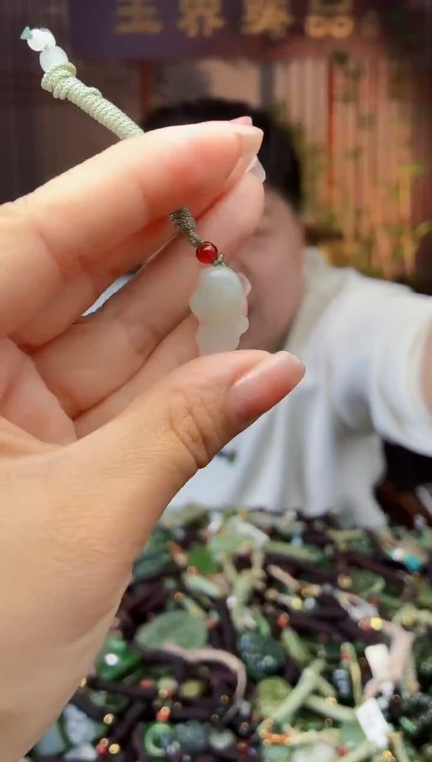 颈饰未镶嵌和田玉多样性发货拍一发一