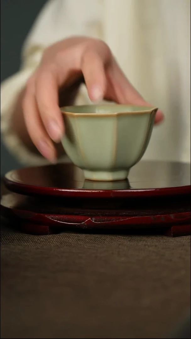 粉青 八方来财 带底款