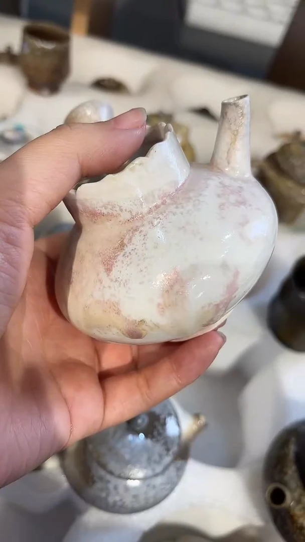 壶247号容量130-140ML高白泥 仿手工壶