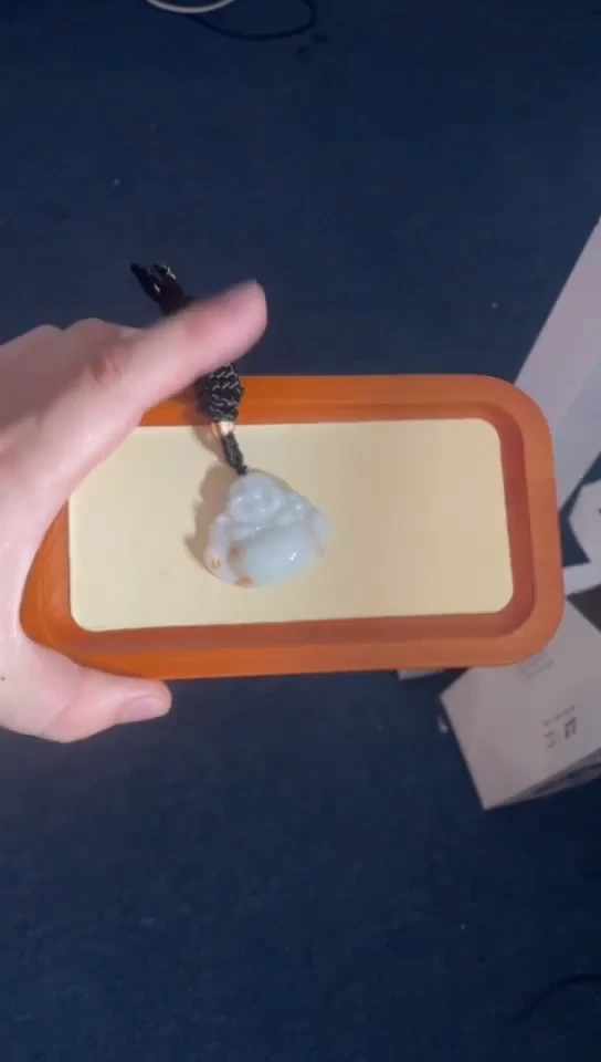 颈饰未镶嵌翡翠我****！翡翠佛公