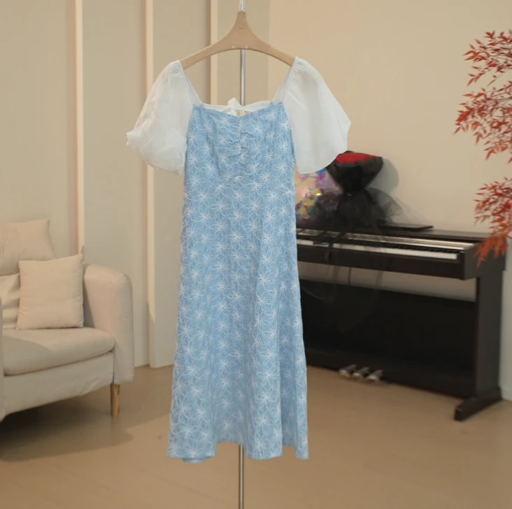 C56 ML系列夏季刺绣碎花田园风网纱袖法式连衣裙