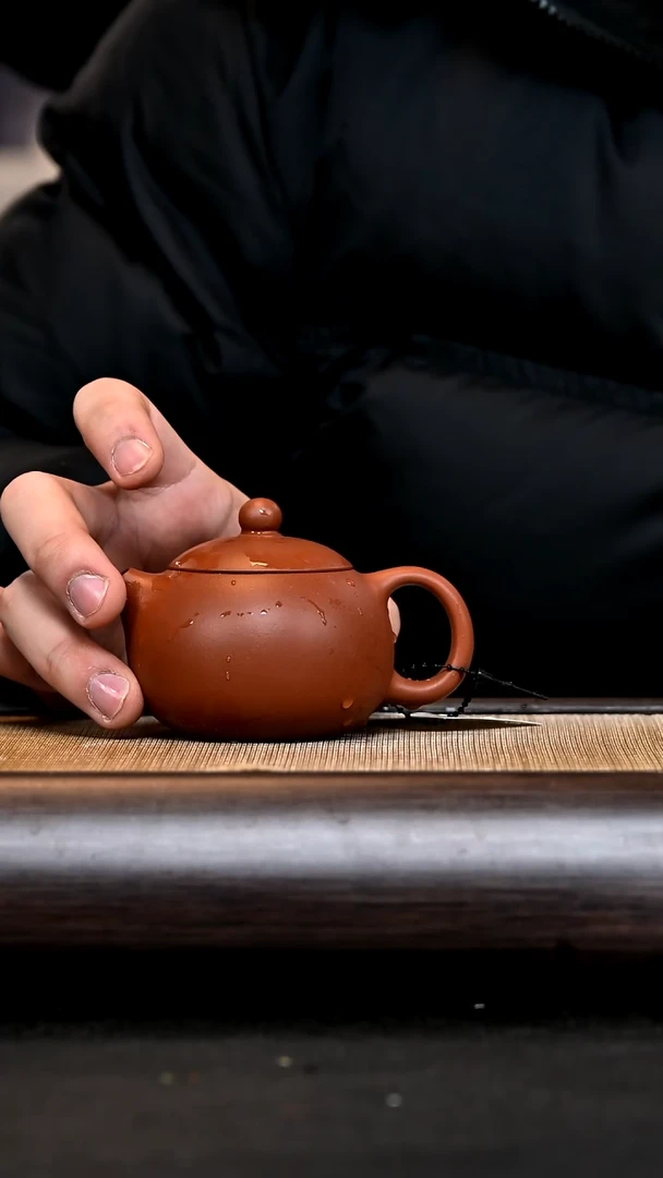 【闪购商品】紫砂茶壶HT15553 西施 朱砂