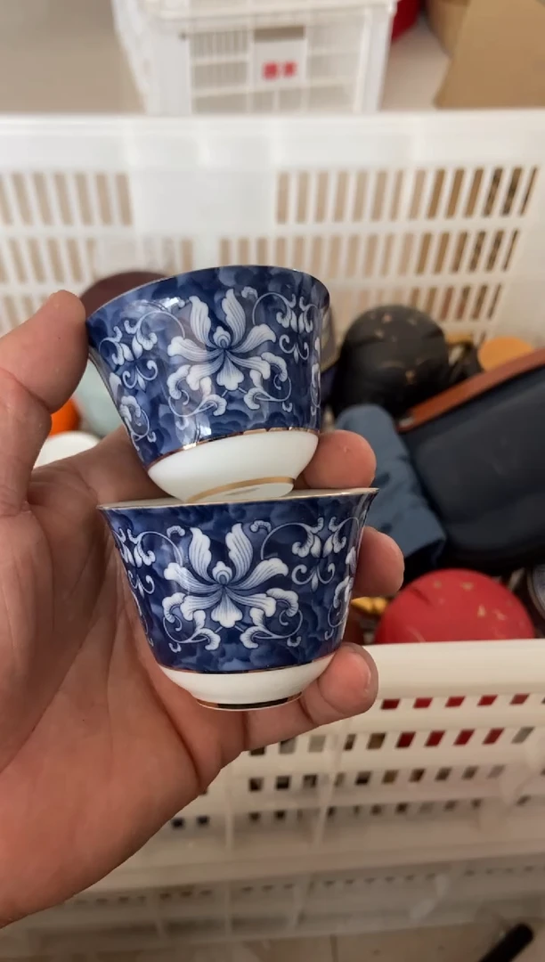 无运费险有瑕疵的摄影的产品有使用过的痕迹有点脏介意勿拍