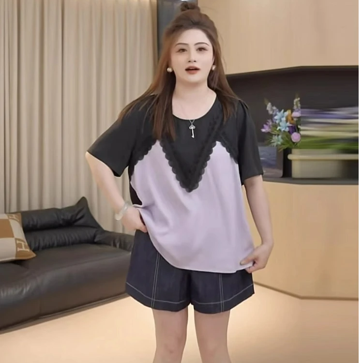 大码气质法式拼接蕾丝短袖T恤女夏胖mm显瘦遮肉别致上衣