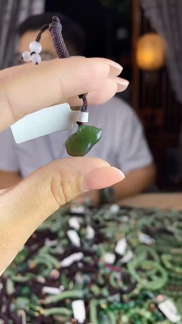 和田玉未镶嵌挂件多样性发货拍一发一