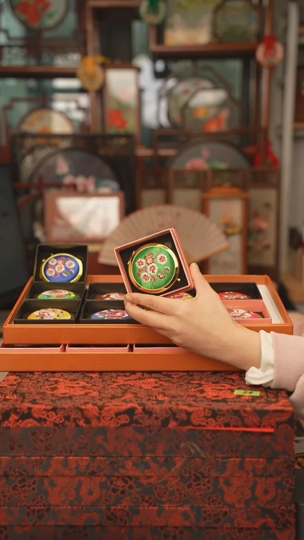 扇子镜子 绣花双面非遗