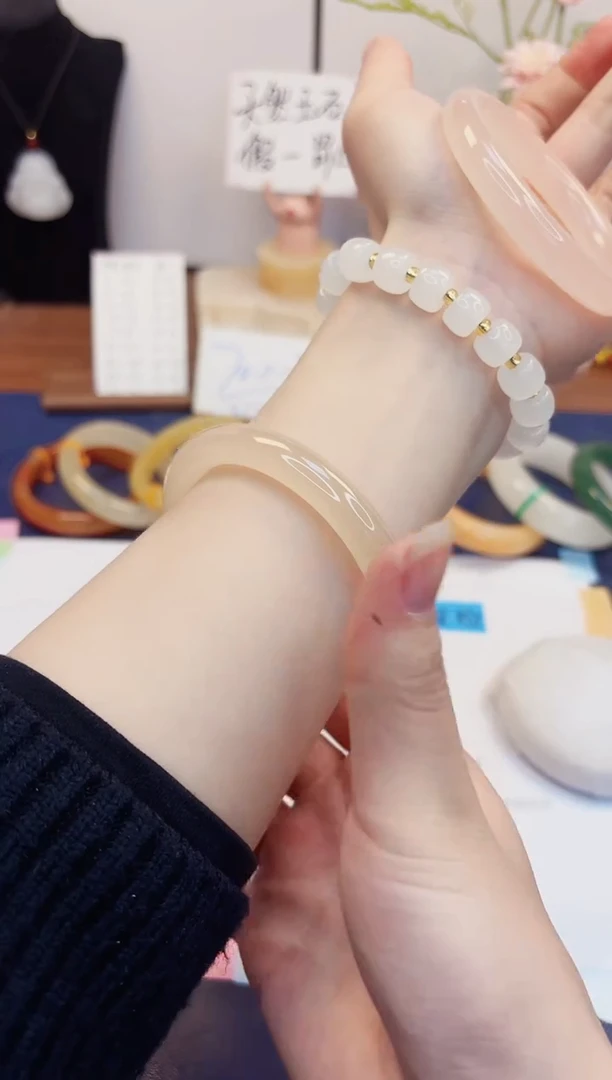 【闪购商品】石英质玉手镯未镶嵌231-美人条藕粉-圈口54