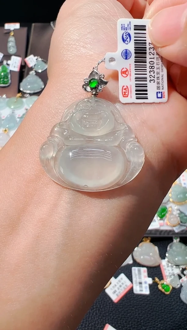 吊坠(不含链)未镶嵌翡翠佛公吊坠1237