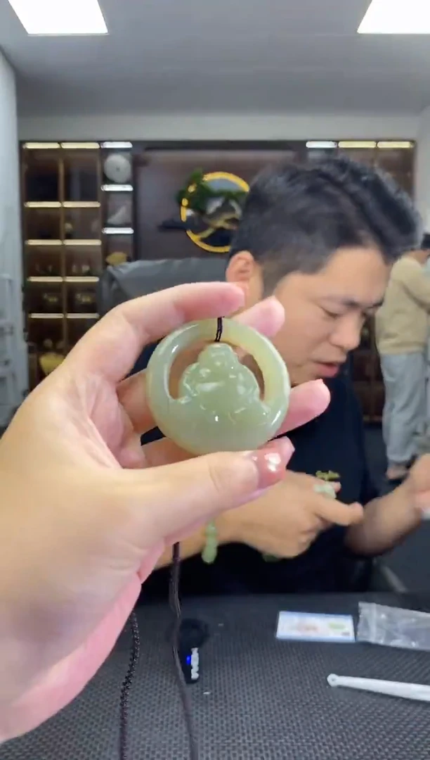 颈饰未镶嵌和田玉佛公清货3
