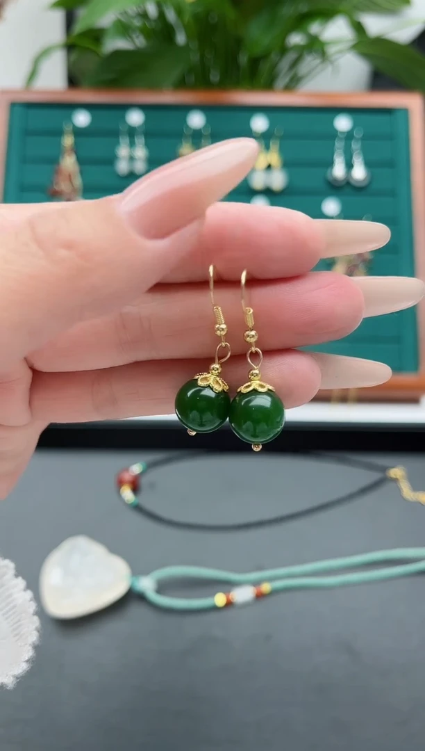 【闪购商品】玛瑙/玉髓耳饰银S925镀金镶嵌8011绿色单珠