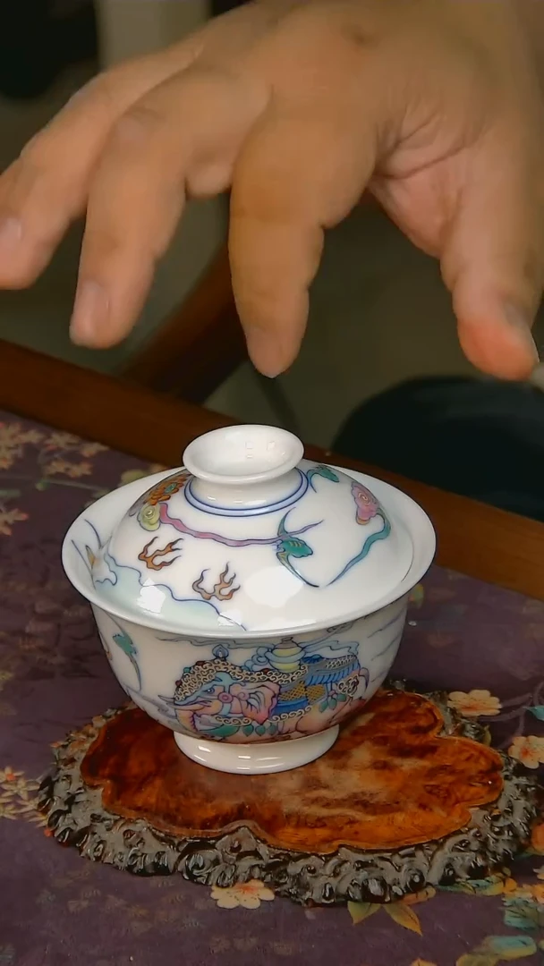 杯手工手绘杯杯很美丽