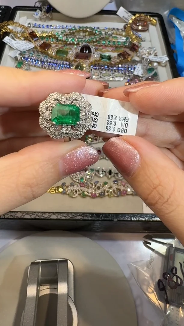 【闪购商品】定制祖母绿戒指未镶嵌戒指