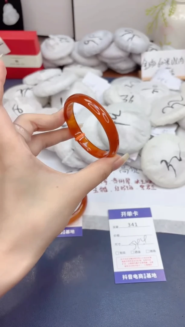 石英质玉手镯未镶嵌341-玛瑙-圈口54