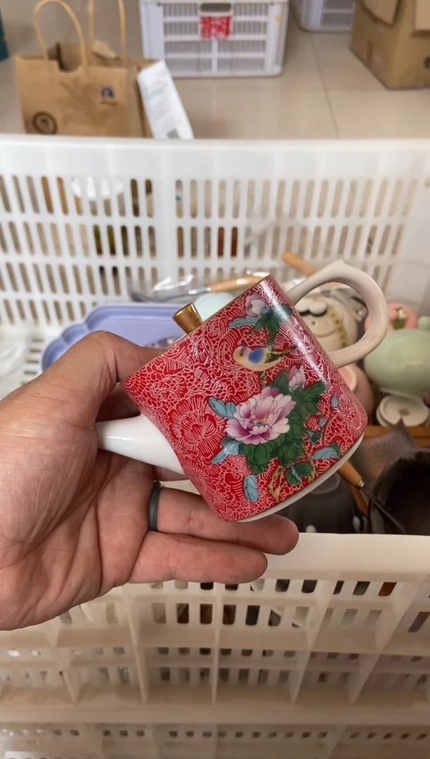 杯无运费险有瑕疵的摄影的产品有使用过的痕迹有点脏介意勿拍