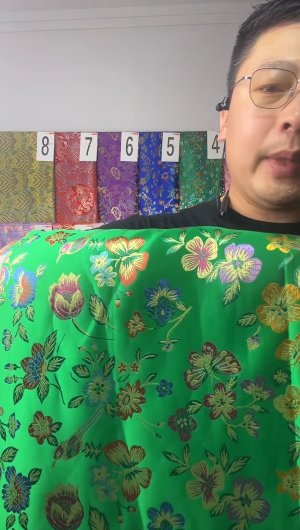 混纺织锦缎小布头60公分长