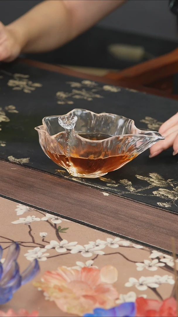手工艺品琉璃白色荷花公道