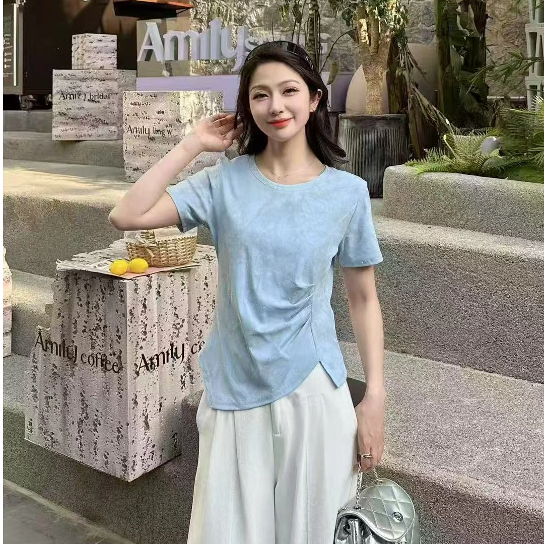 【锦衣服饰】XRX 2560韩系褶皱开叉烫钻圆领短袖T