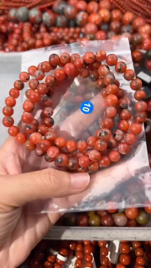 南红玛瑙手串未镶嵌8+