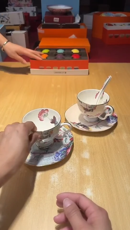 瓷片生活的本意是开心啊@@1