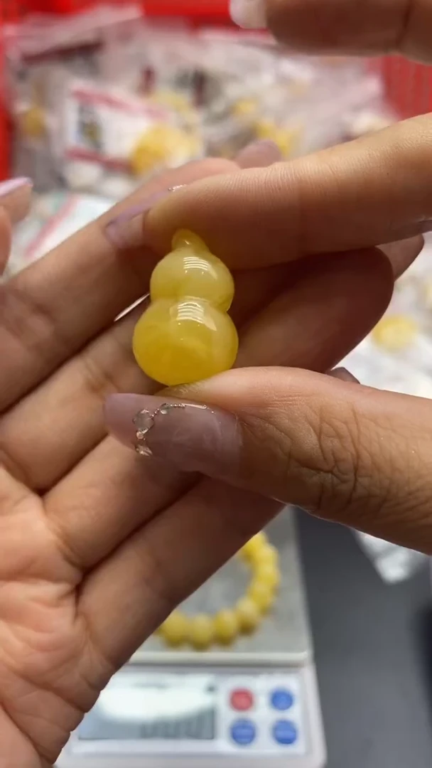 琥珀未镶嵌珠宝奇石1547