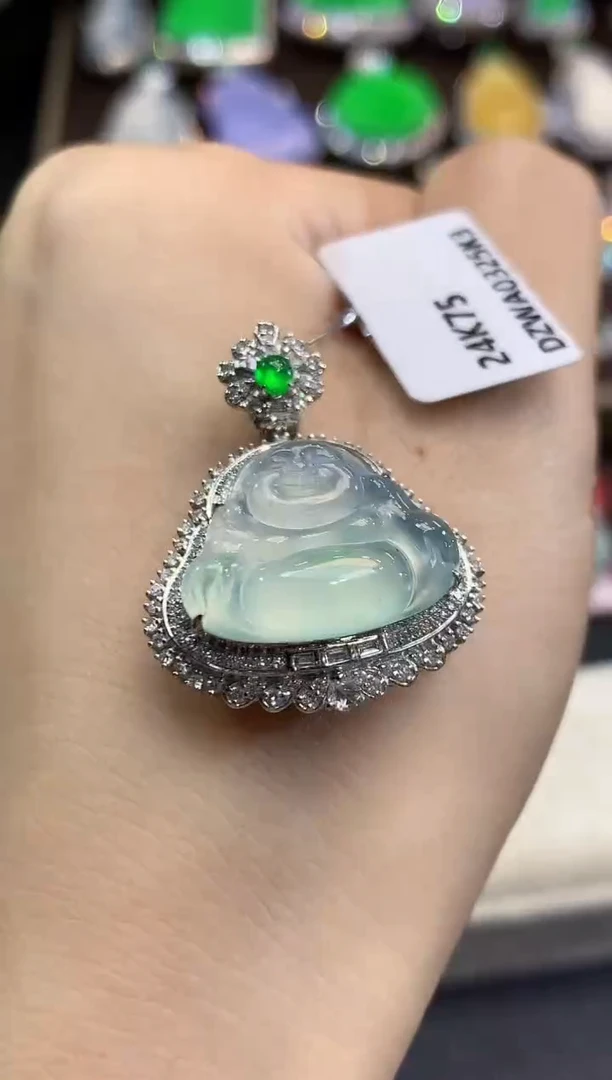 吊坠(不含链)18K金镶嵌翡翠D26