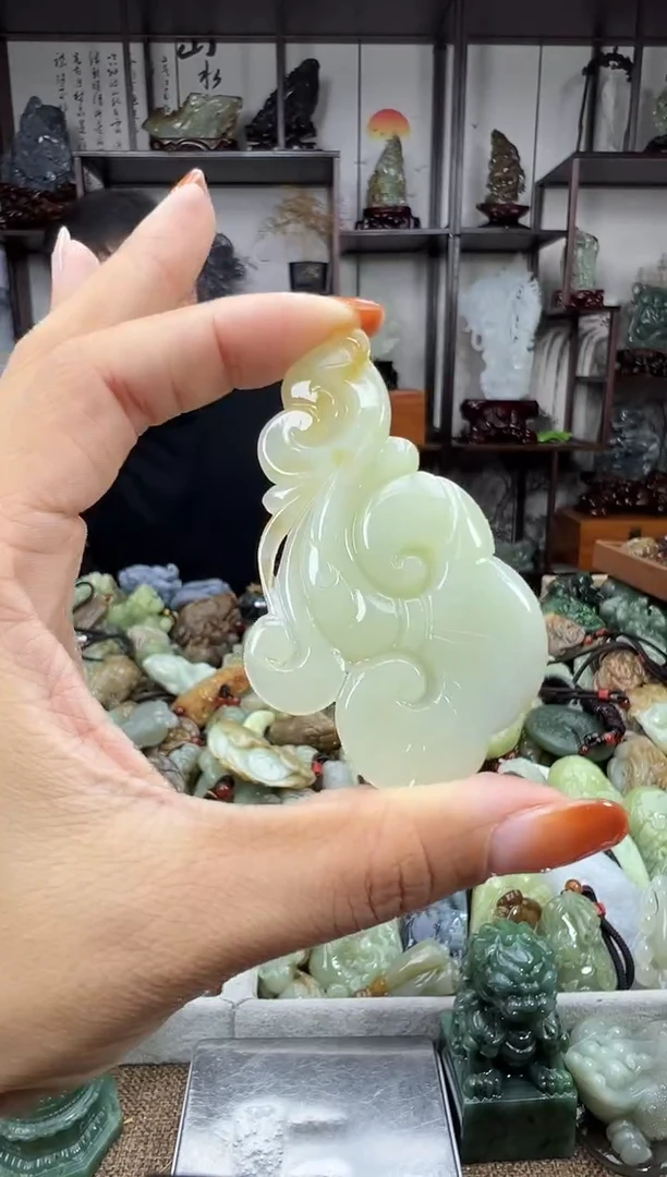 未镶嵌和田玉把件1